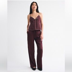 Brand new! Abercrombie & Fitch Pull-on Satin Pant, Maroon, Medium Short